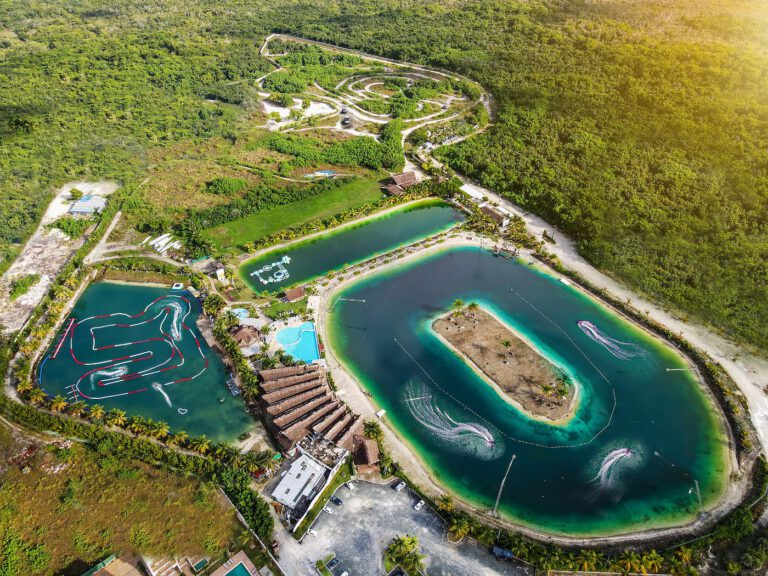 Traslado a Caribbean Lake Park